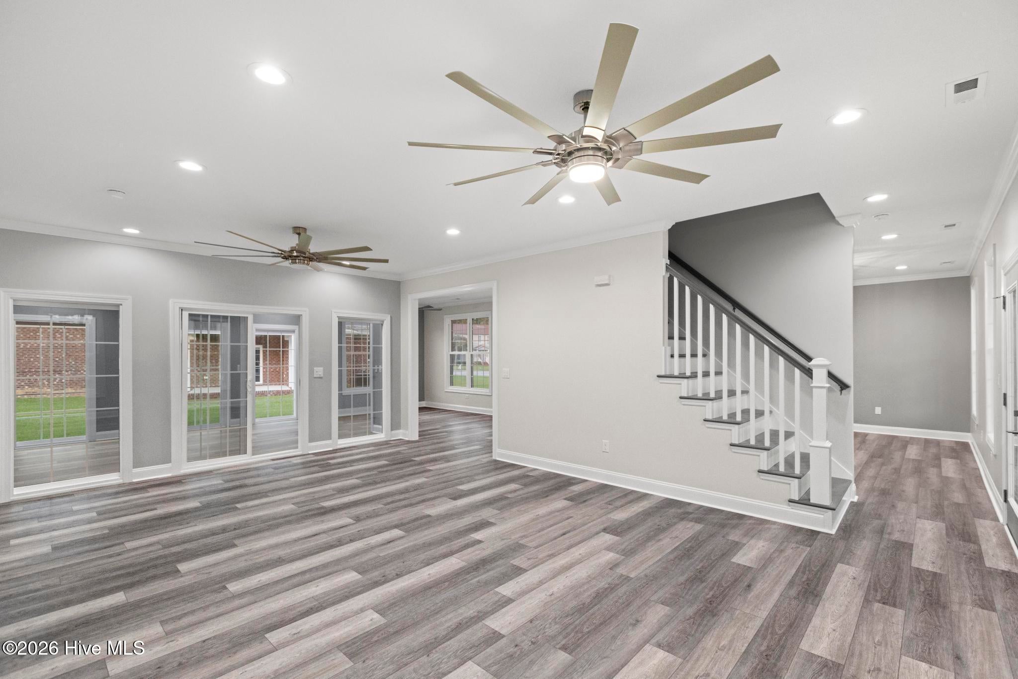 407 King Richard Court