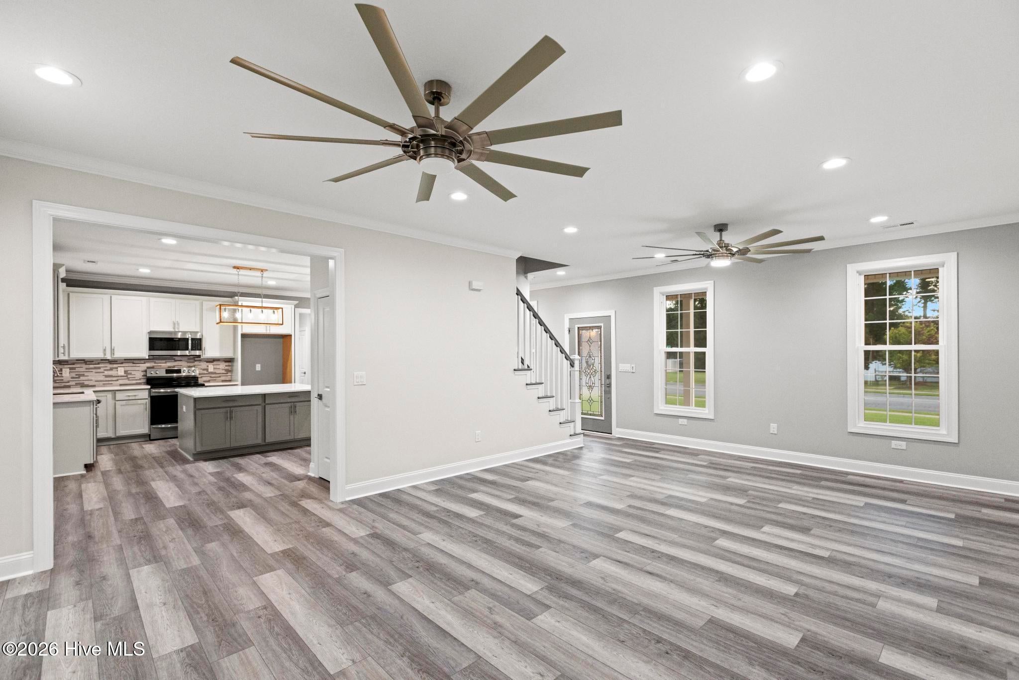 407 King Richard Court