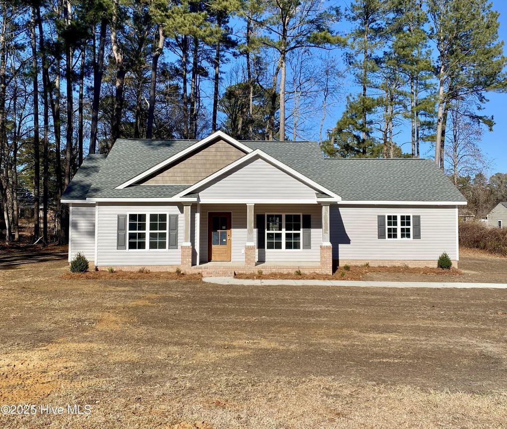 Photo of 2004 Glissom Street, Tarboro, NC 27886 (MLS # 100541805)