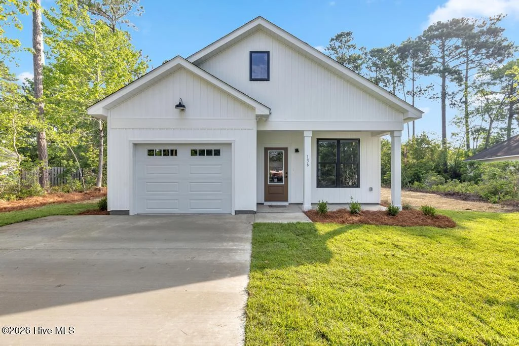 302 Pine Court