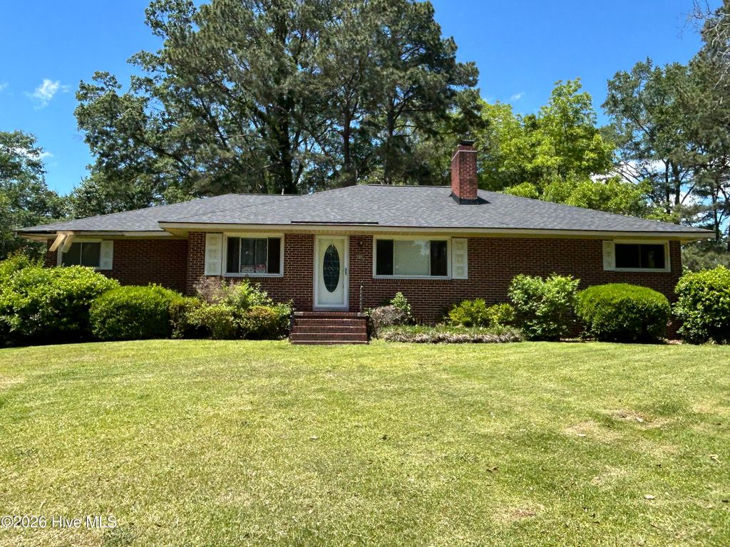 Photo of 408 Rountree Street W, Wilson, NC 27893 (MLS # 100574398)