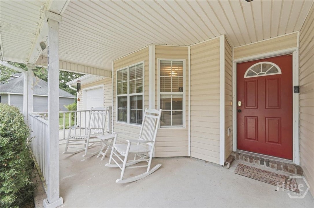 807 Rosalie Court