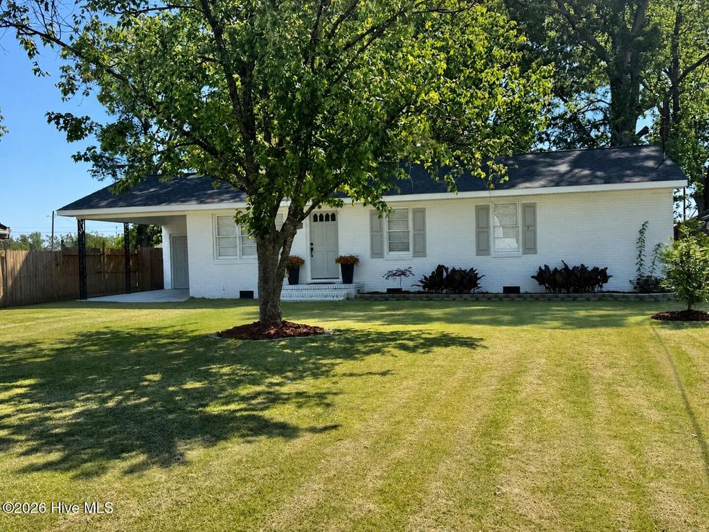 Photo of 4155 Lee Street, Ayden, NC 28513 (MLS # 100571573)