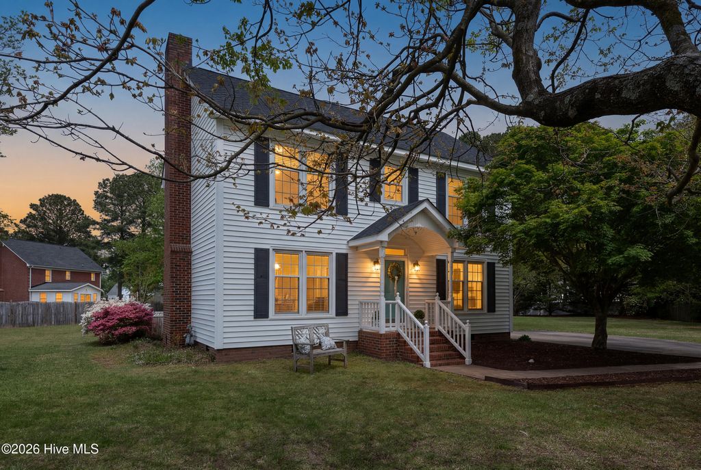 Photo of 2305 N Miller Circle, Winterville, NC 28590 (MLS # 100566152)