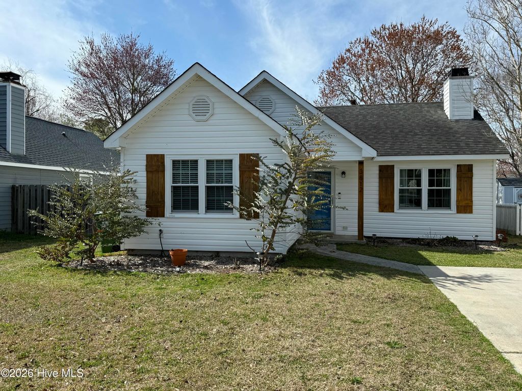 Photo of 3812 Fawn Creek Drive, Wilmington, NC 28409 (MLS # 100560647)