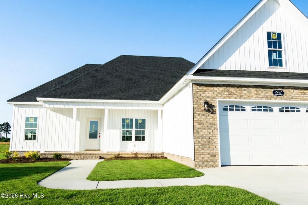 Photo of 2757 Whitaker Glen Drive, Farmville, NC 27828 (MLS # 100570142)