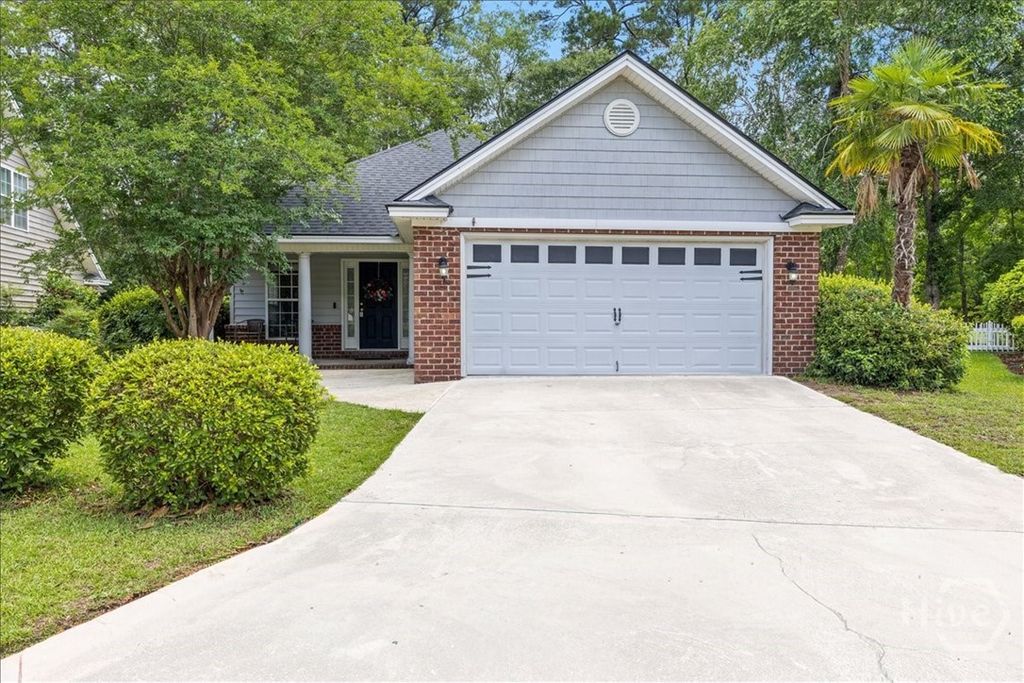 Photo of 85 Oak Ridge Circle, Richmond Hill, GA 31324 (MLS # SA356949)