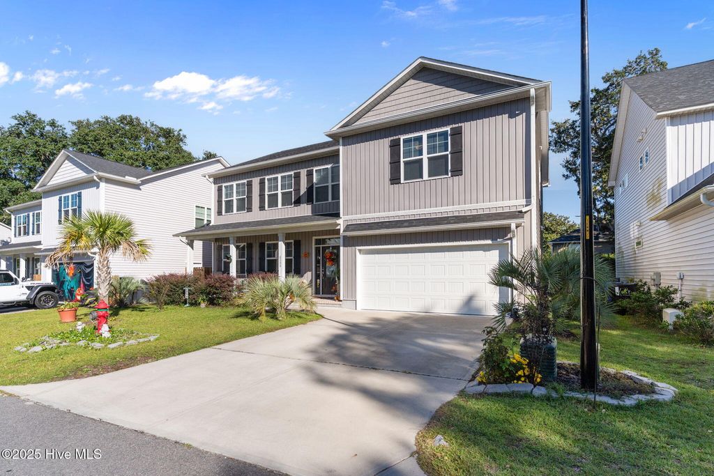 Photo of 6508 Oak Canopy Drive, Wilmington, NC 28409 (MLS # 100536437)