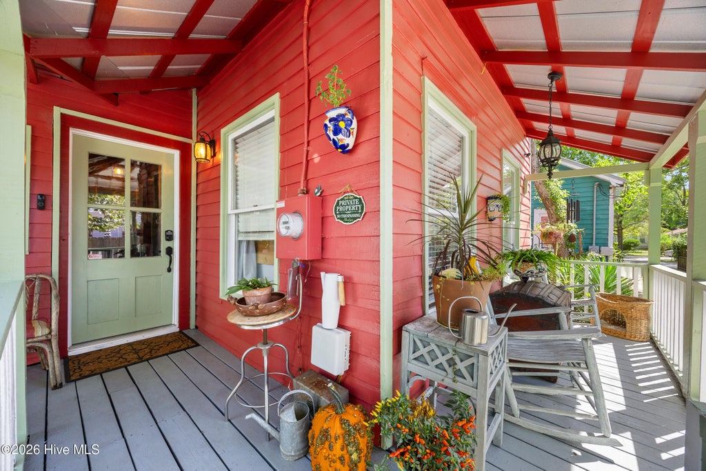 Photo of 617 Fullwood Street, Wilmington, NC 28401 (MLS # 100607352)