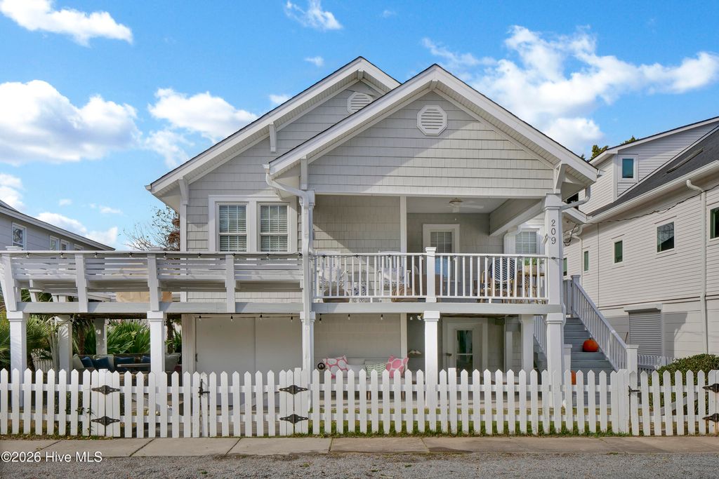 Photo of 209 N Channel Drive N, Wrightsville Beach, NC 28480 (MLS # 100549449)
