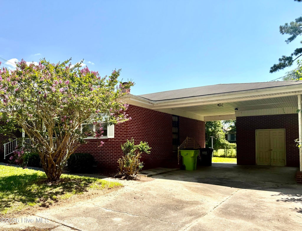 Photo of 1702 Clark Avenue, New Bern, NC 28560 (MLS # 100587701)