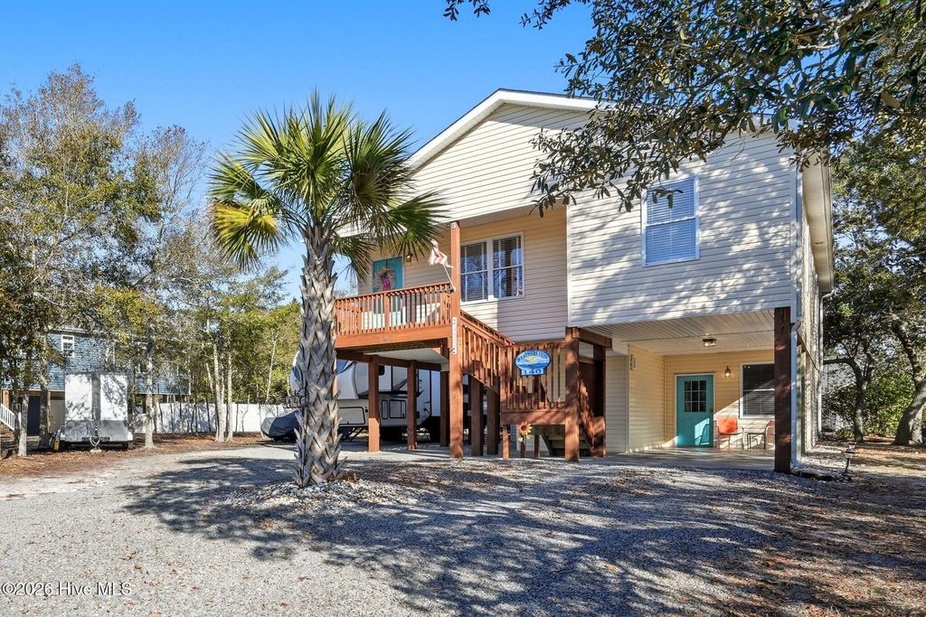 Photo of 140 NE 18th Street, Oak Island, NC 28465 (MLS # 100555111)