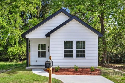 Homes For Sale - 2016 Eppinger Street<br/> Chatham County, Savannah, GA 31415