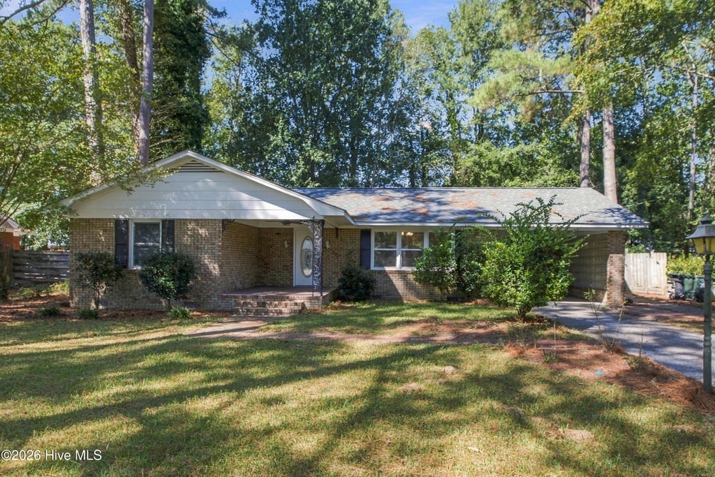 Photo of 235 Oak Street, Wallace, NC 28466 (MLS # 100607367)