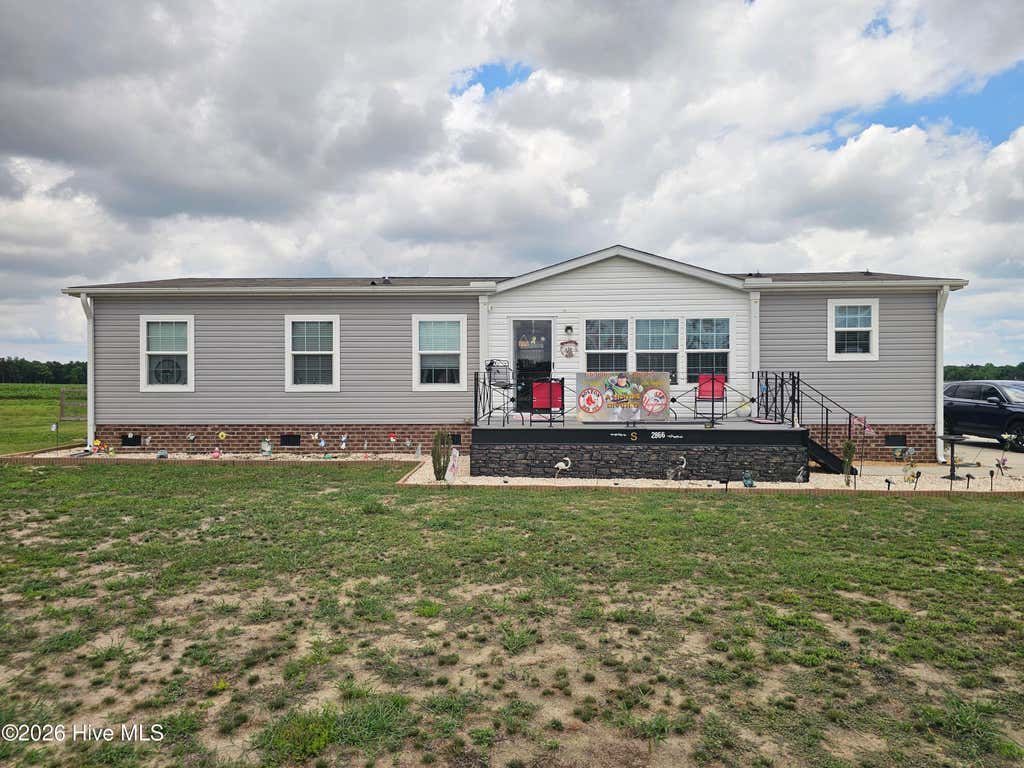 Photo of 2866 Basstown Road, Clinton, NC 28328 (MLS # 100585266)