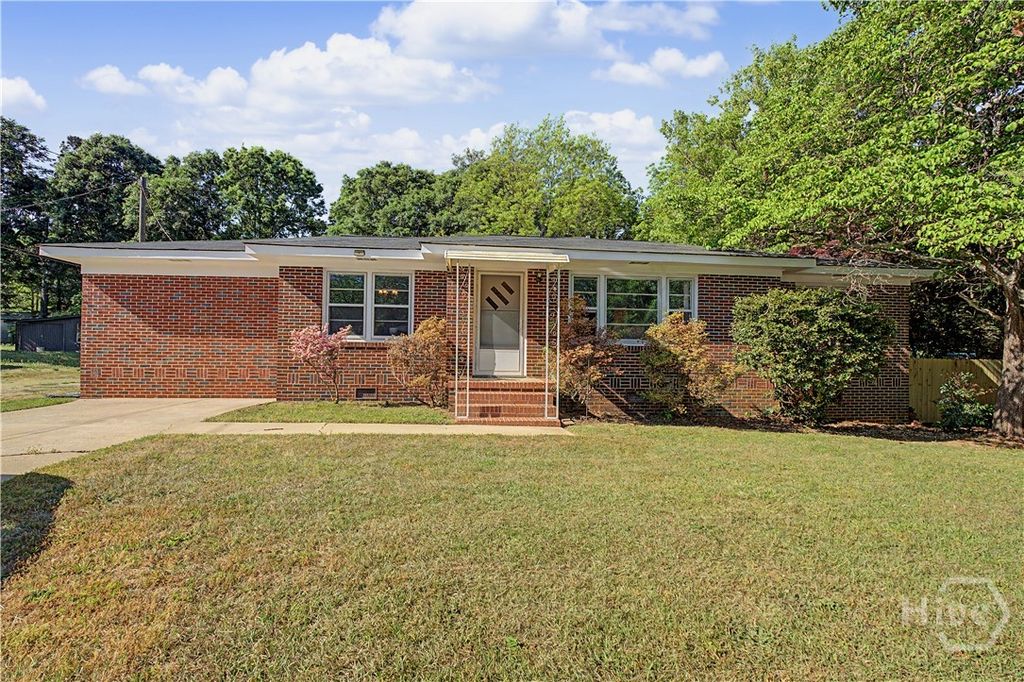Photo of 185 Northcrest Drive, Athens, GA 30601 (MLS # CL354461)