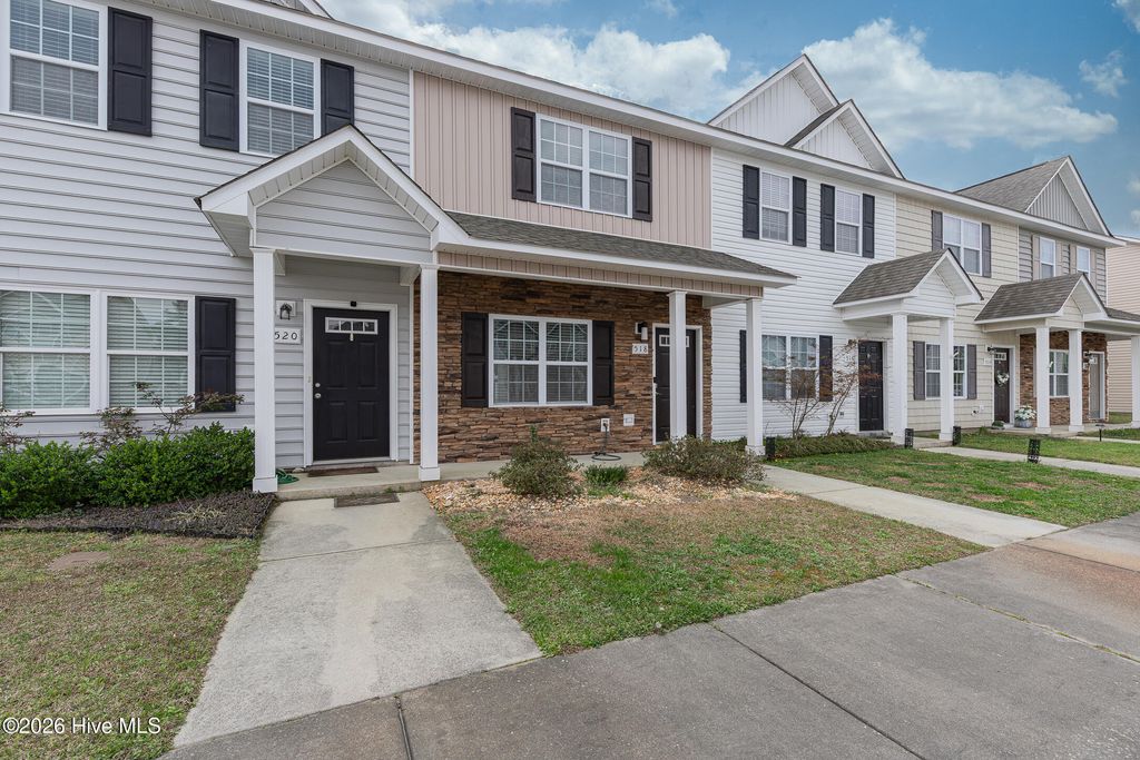 Photo of 518 Oyster Rock Lane, Sneads Ferry, NC 28460 (MLS # 100562651)