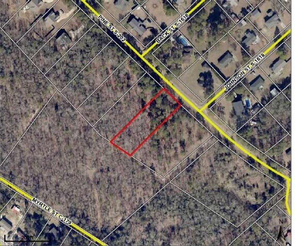 Photo of 10 Pine Street, Gloverville, SC 29828 (MLS # 552070)