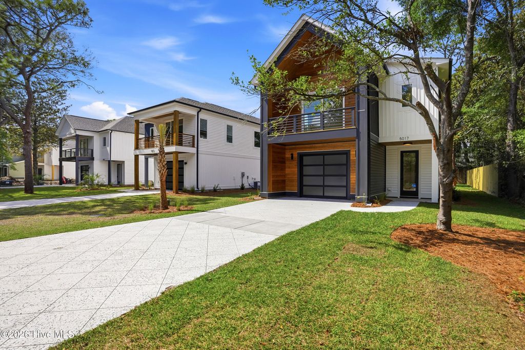Photo of 5017 Peachtree Avenue, Wilmington, NC 28403 (MLS # 100577174)