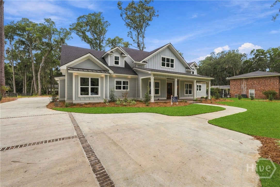 617 Wau Bun Drive