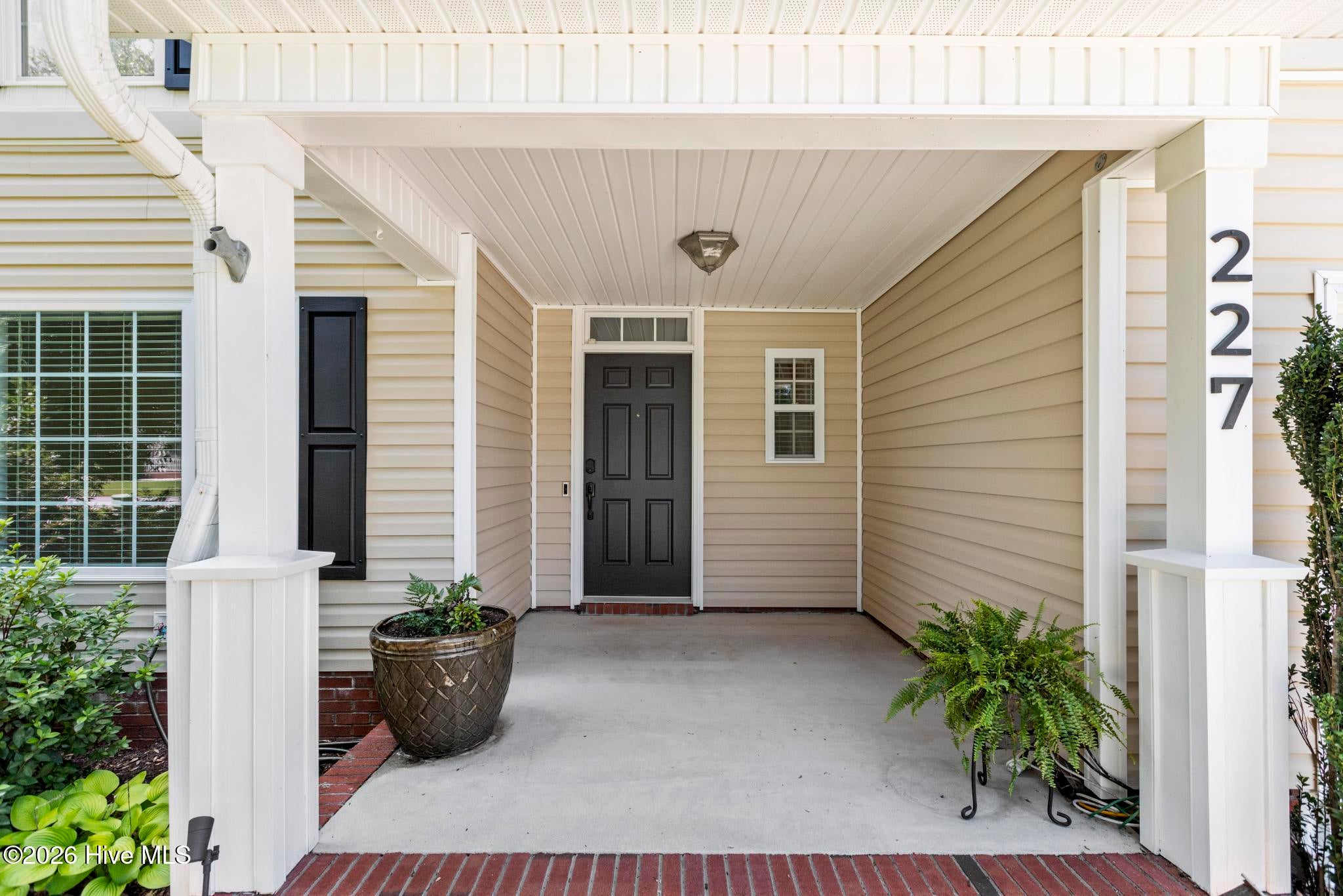 227 S River Drive