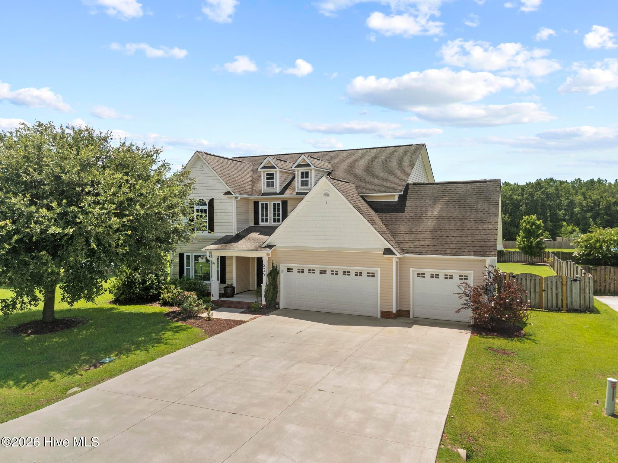 227 S River Drive