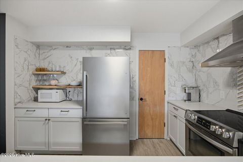 Tiny photo for 20 S Front Street #Unit R3, Wilmington, NC 28401 (MLS # 100559466)