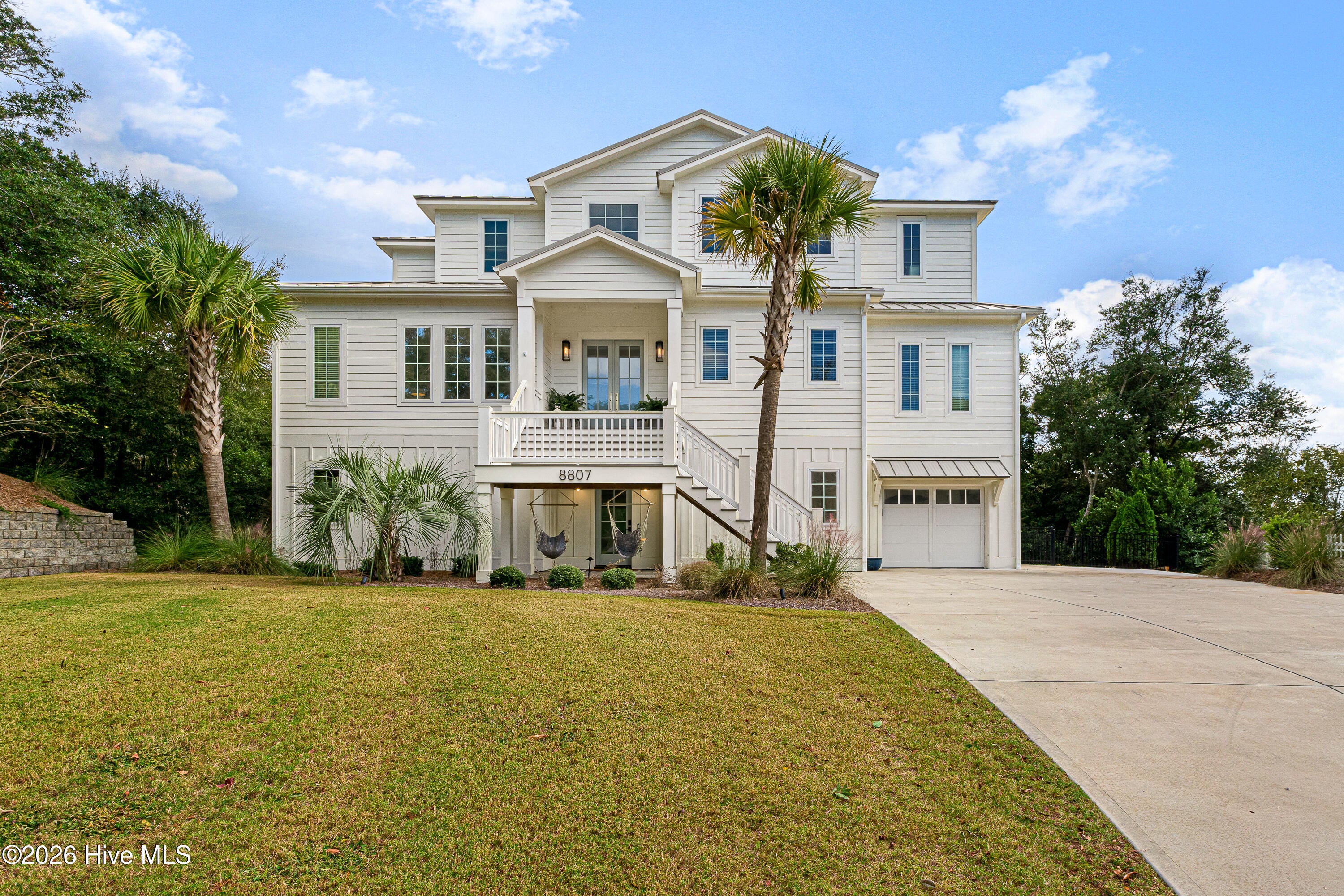 8807 Edgewater Court