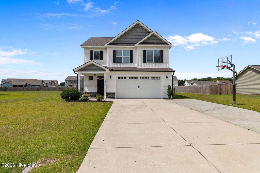 Photo of 409 Willow Pond Drive, La Grange, NC 28551 (MLS # 100576982)