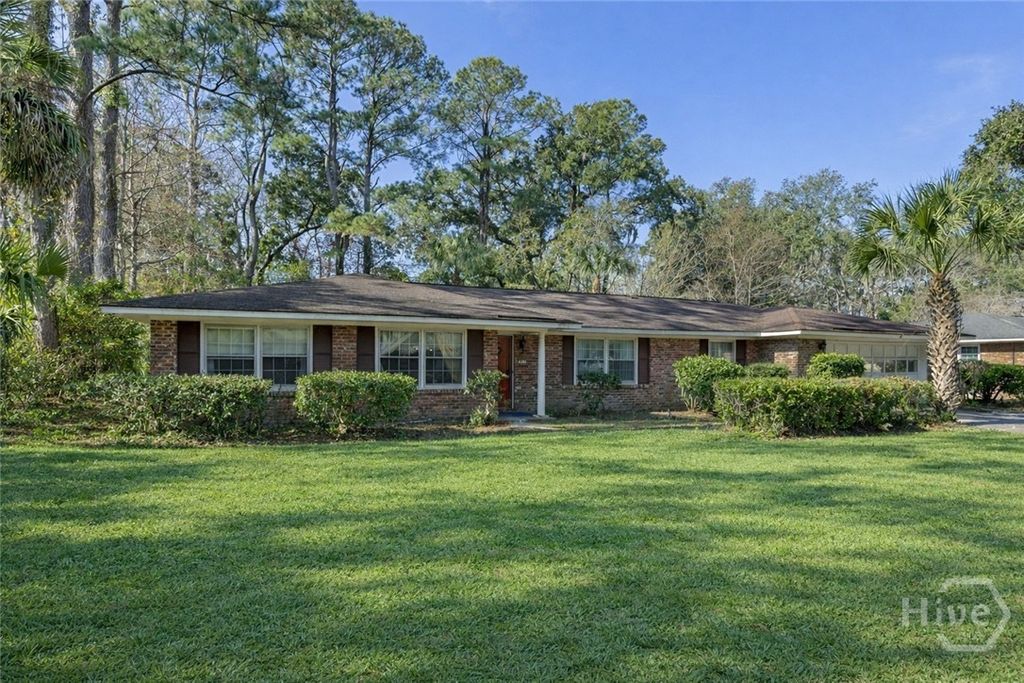 Photo of 313 Wellington Road, Savannah, GA 31410 (MLS # SA348764)