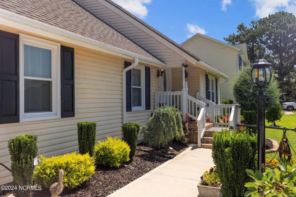 Photo of 683 Cedar Point, Vass, NC 28394 (MLS # 100592215)