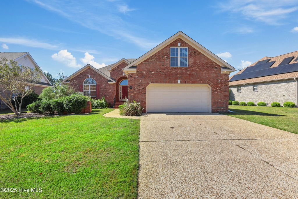 Photo of 1007 Ringlet Court, Leland, NC 28479 (MLS # 100536932)