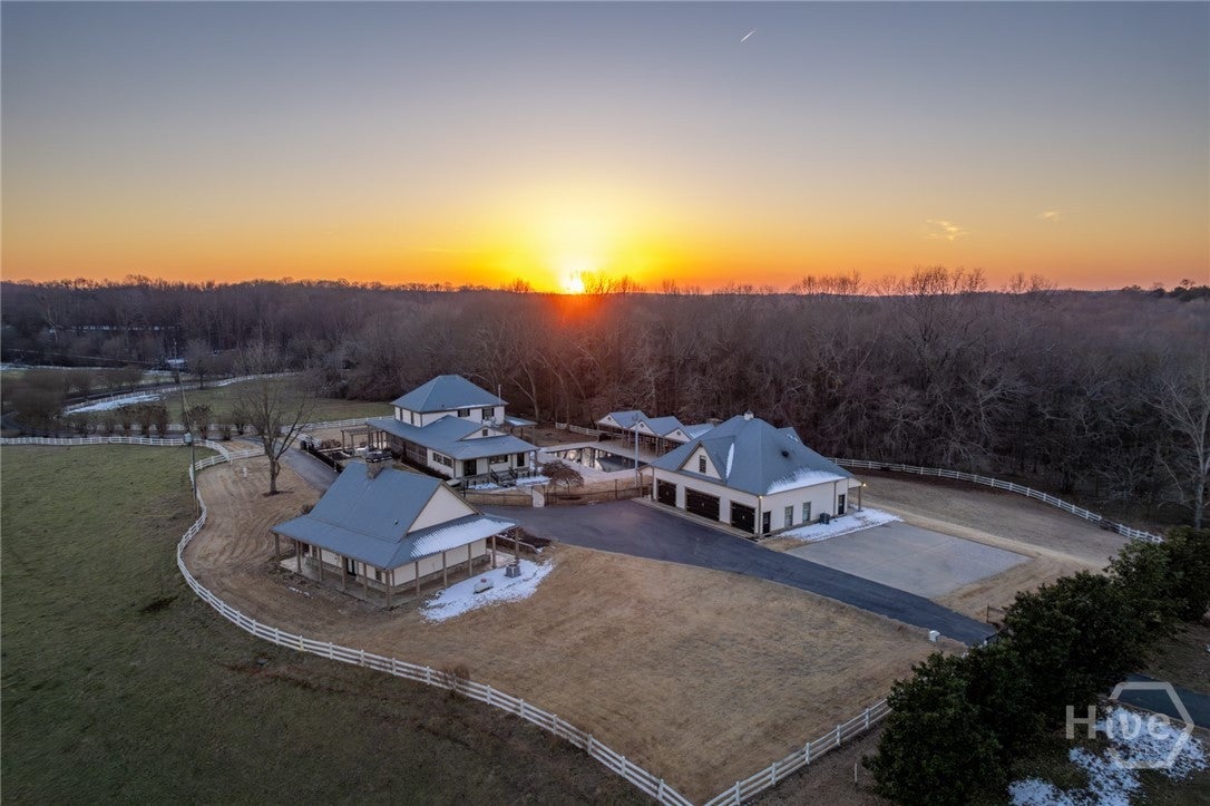 7527 Highway 326