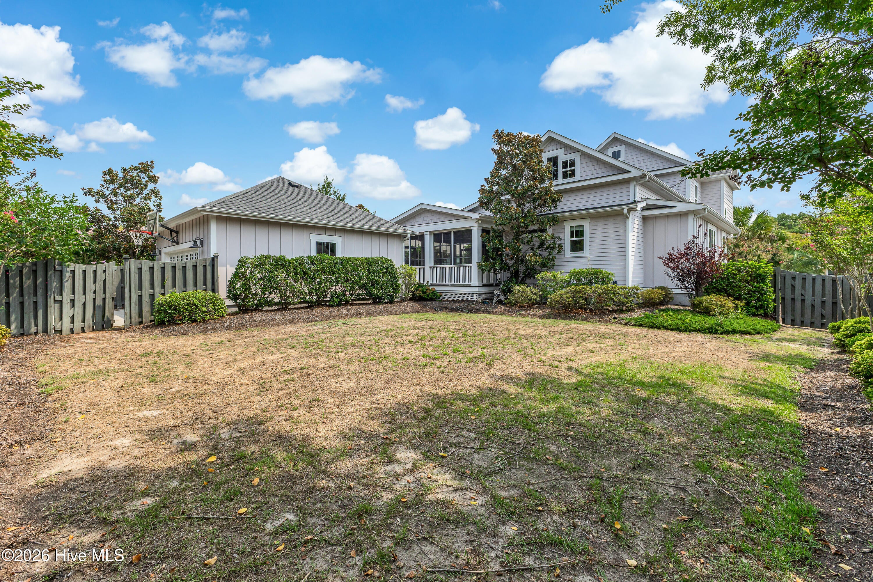 429 Cades Trail