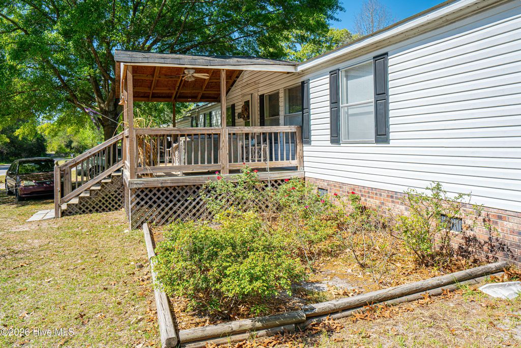 Photo of 5092 Lakewood Drive SW, Shallotte, NC 28470 (MLS # 100567070)