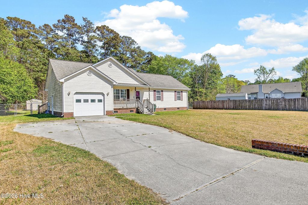 Photo of 100 Kanton Drive, Jacksonville, NC 28540 (MLS # 100565409)