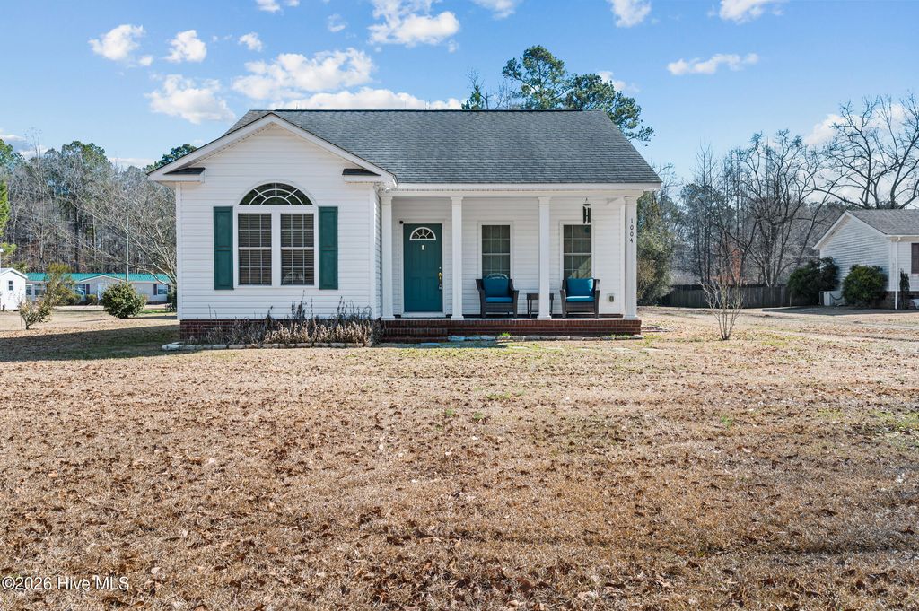 Photo of 1004 Wells Road, Jacksonville, NC 28540 (MLS # 100553991)