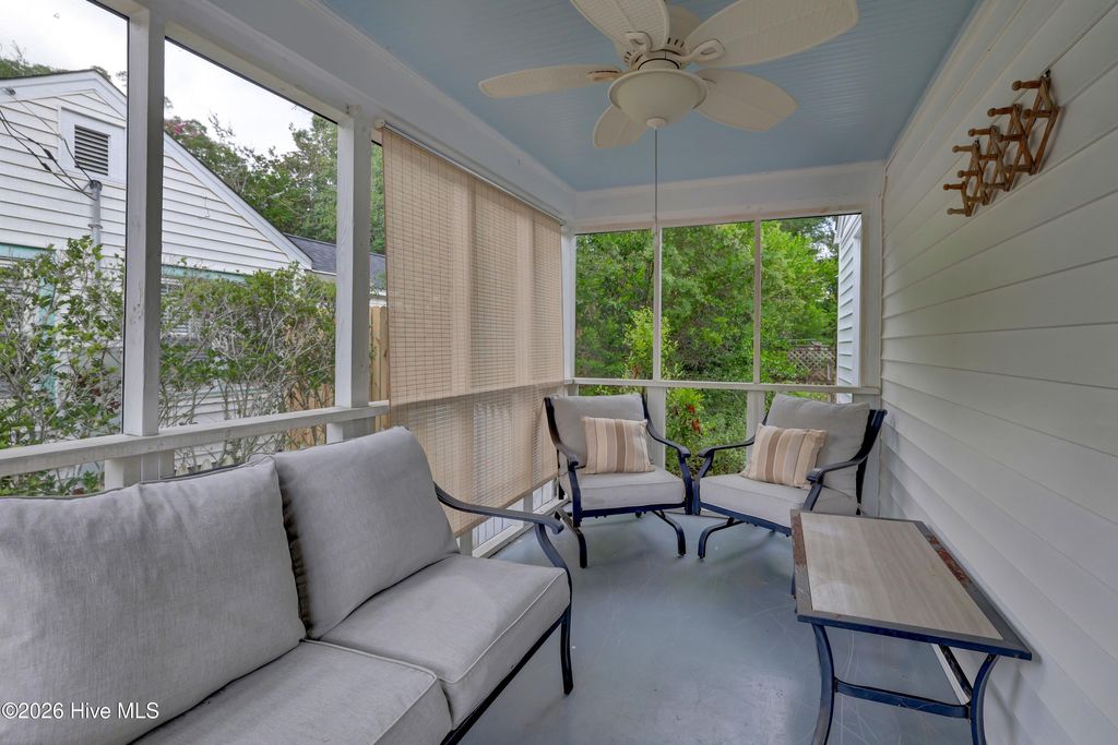 Photo of 610 Ivey Circle, Wilmington, NC 28401 (MLS # 100589092)