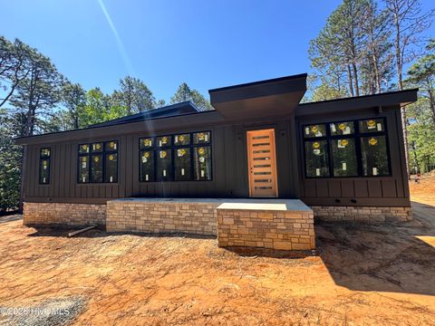 Homes For Sale - 229 Hill Road<br/> Moore County, Southern Pines, NC 28387