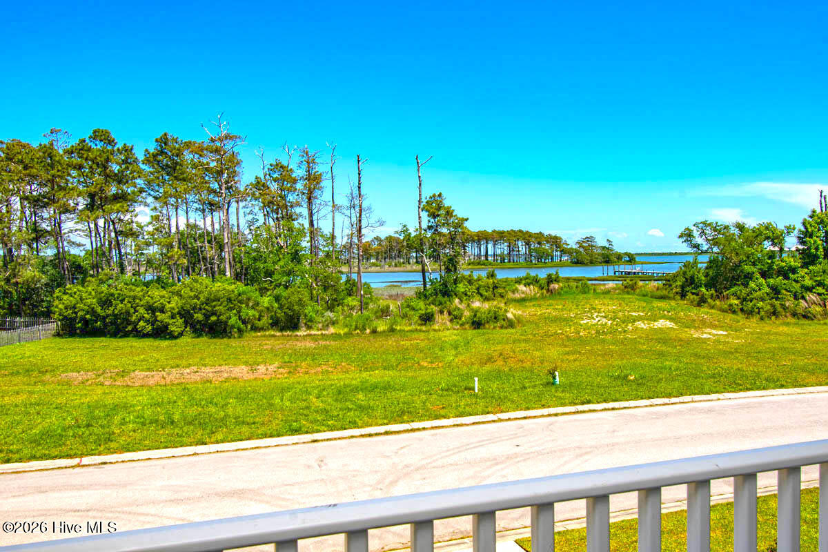 1307 Barnacle Lane
