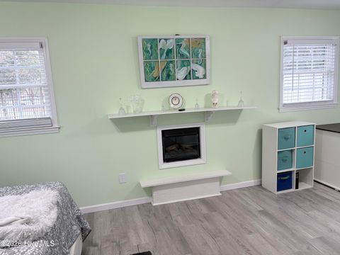 Tiny photo for 905 E Wilmington Street, Burgaw, NC 28425 (MLS # 100555463)