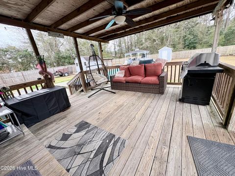 Tiny photo for 905 E Wilmington Street, Burgaw, NC 28425 (MLS # 100555463)