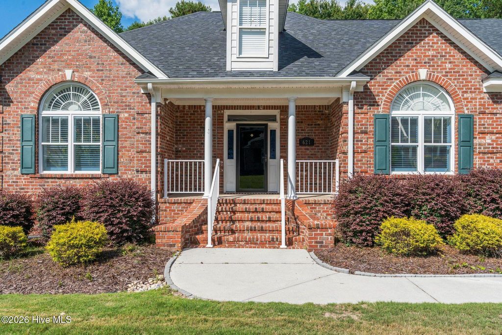 Photo of 621 Blue Point Drive, Wilmington, NC 28411 (MLS # 100579550)
