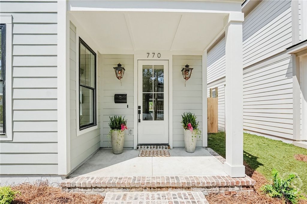 Photo of 770 E Park Avenue, Savannah, GA 31401 (MLS # SA355492)
