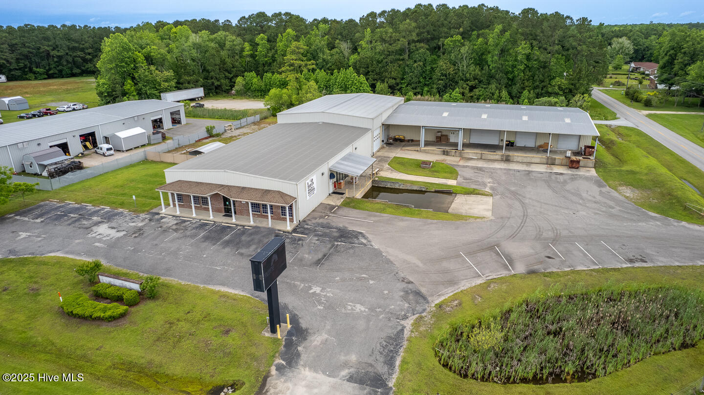 6260 Ocean Highway W