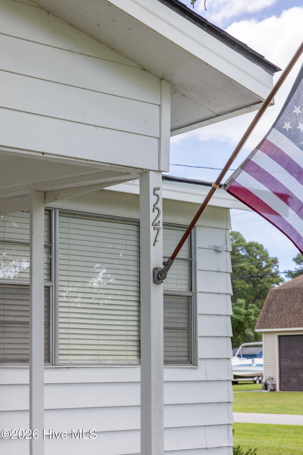 Photo of 527 Surfside Drive, Edenton, NC 27932 (MLS # 100605038)