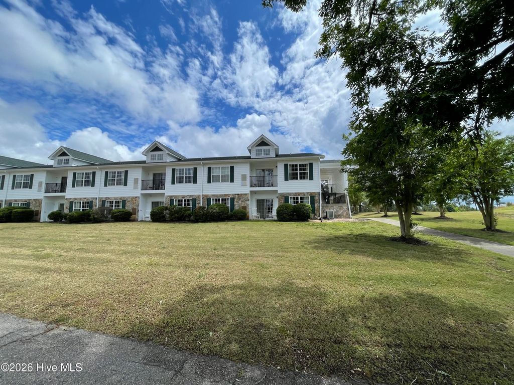 Photo of 510 Little River Farm Boulevard #B100, Carthage, NC 28327 (MLS # 100576895)