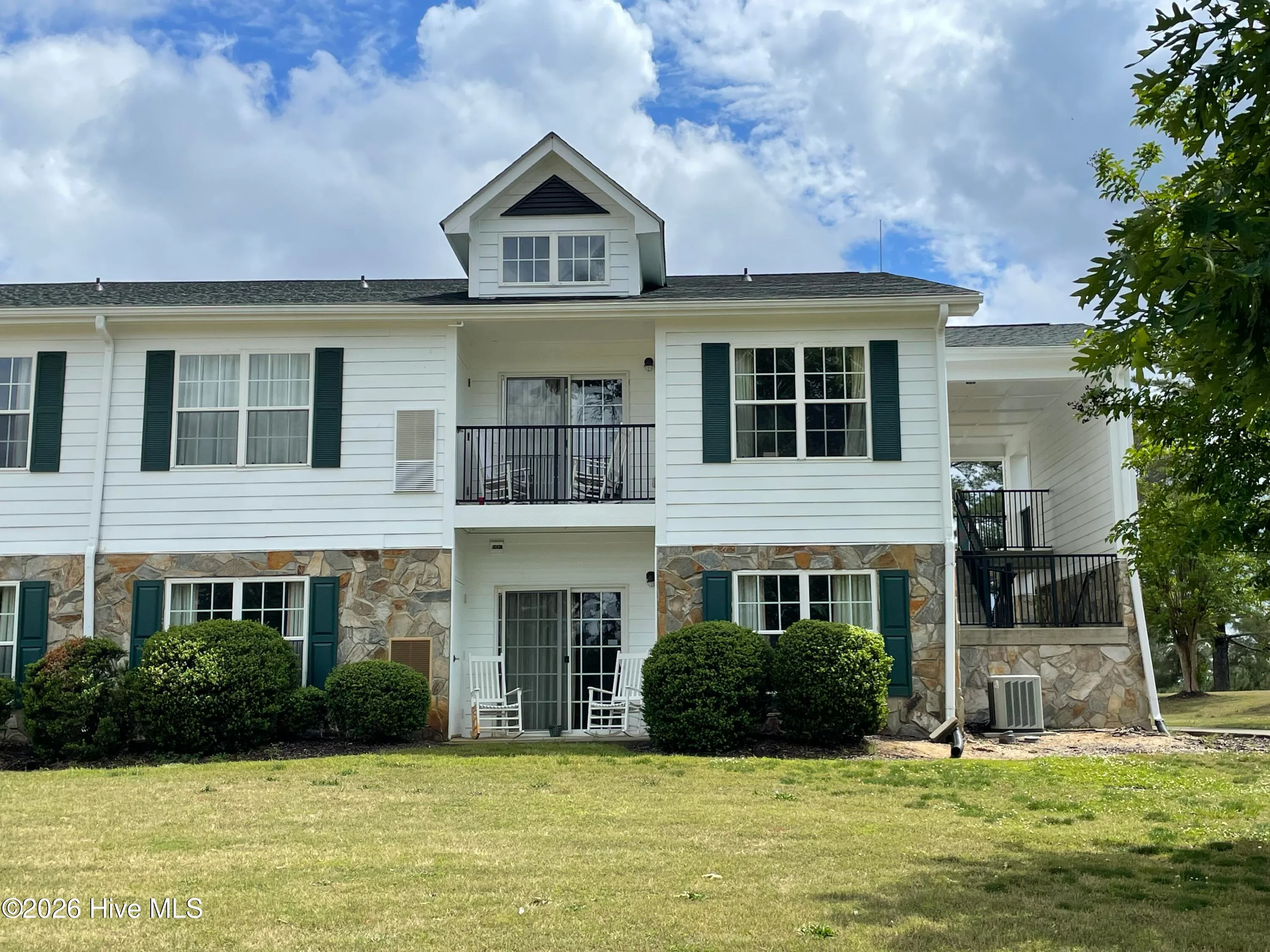 510 Little River Farm Boulevard Unit B100