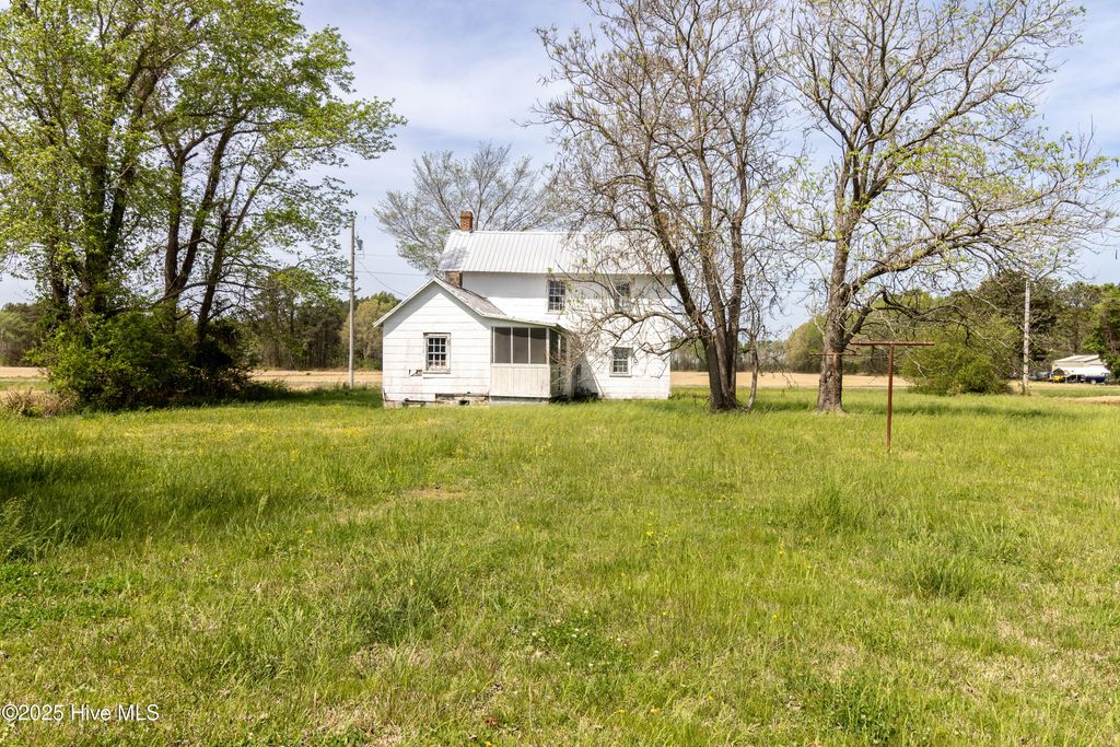 Photo of 230 Indian Trail Road, Edenton, NC 27932 (MLS # 100501073)