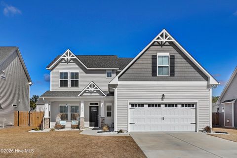 Photo of 203 W Weatherbee Way, Hampstead, NC 28443 (MLS # 100555385)